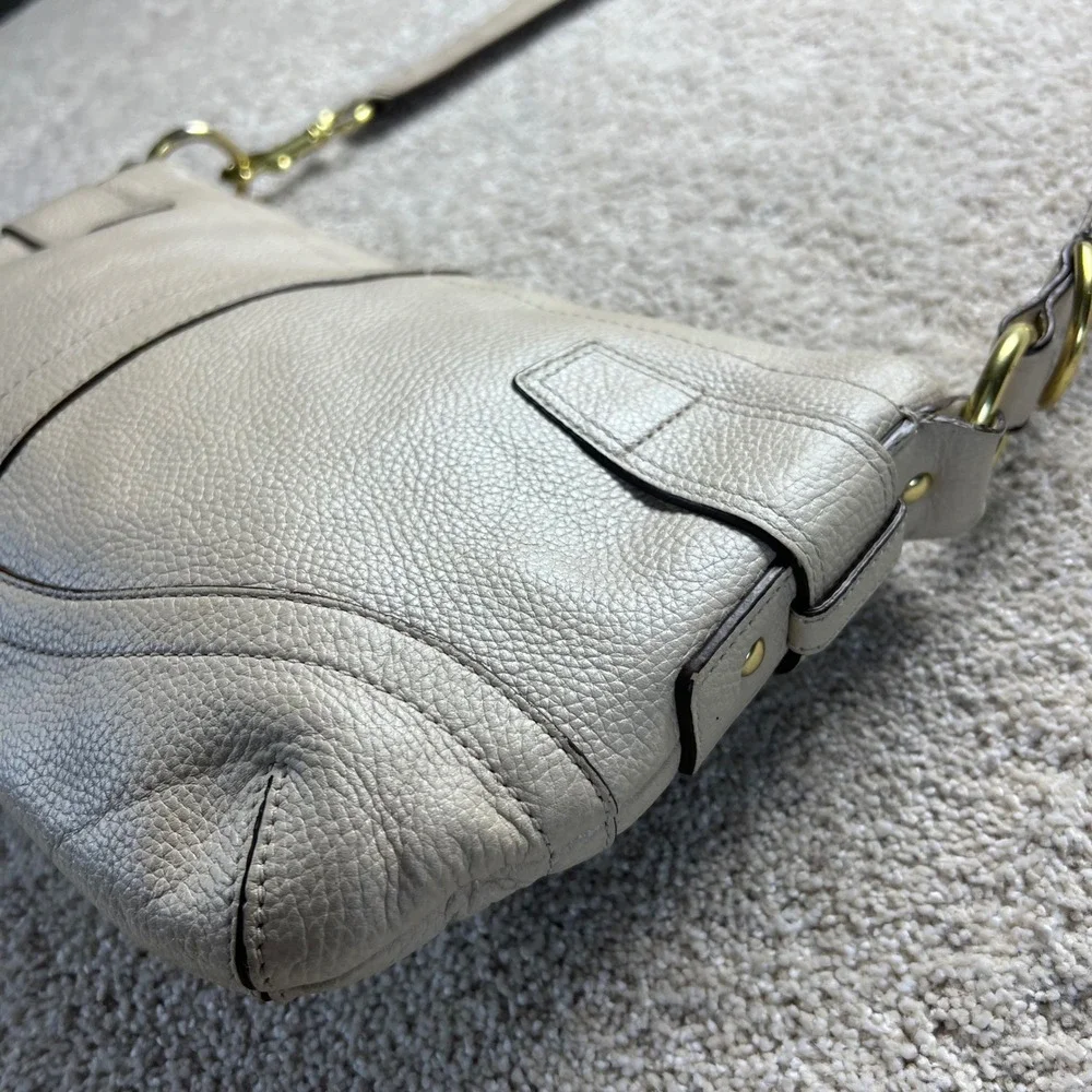 Vintage Coach Leather Soho East West Legacy Y2K beige‎ Buckle Crossbody F17125